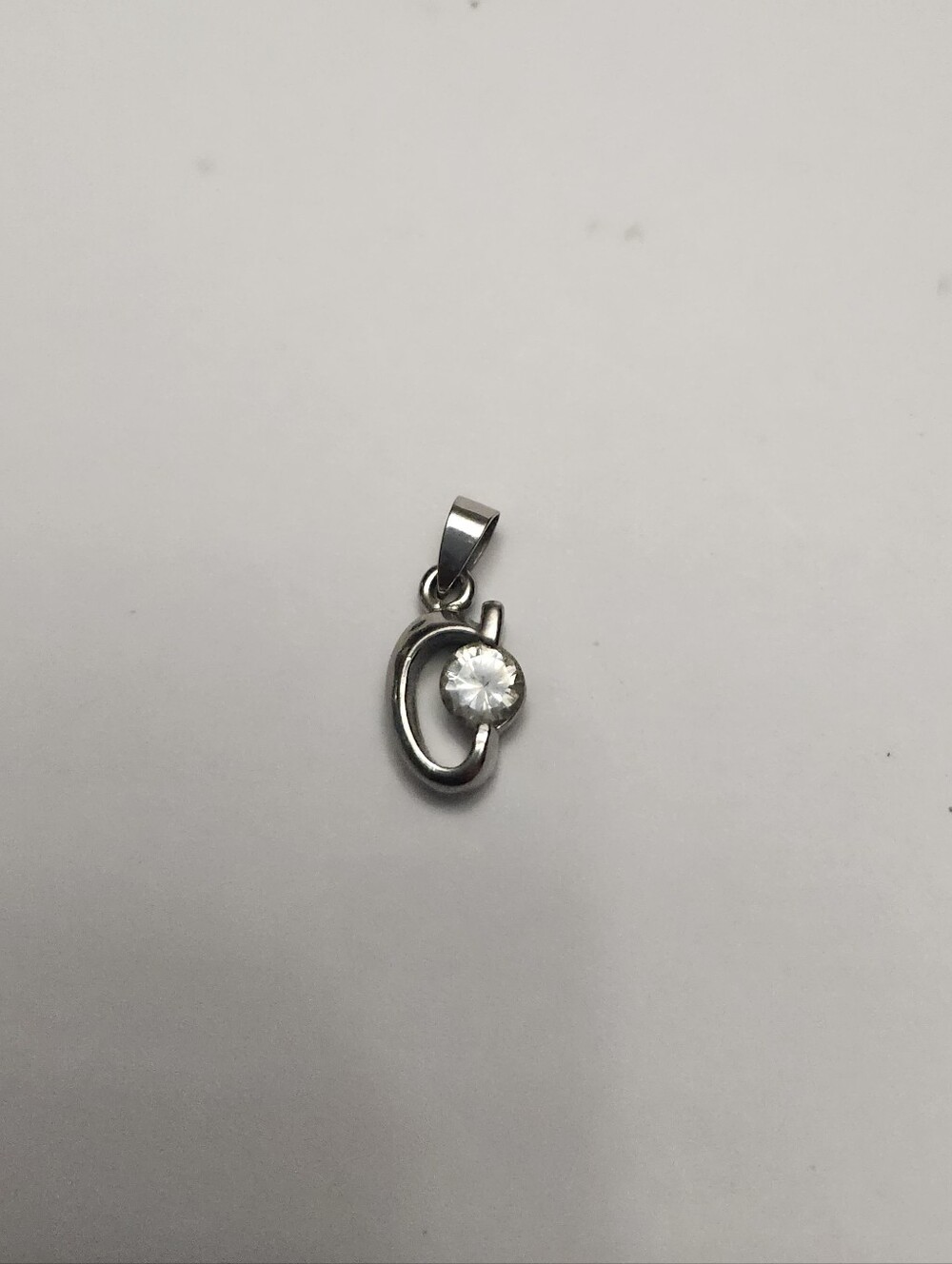 18k GP Silver Crystal Accent Pendant - Elegant Women’s Jewelry Letter C ?